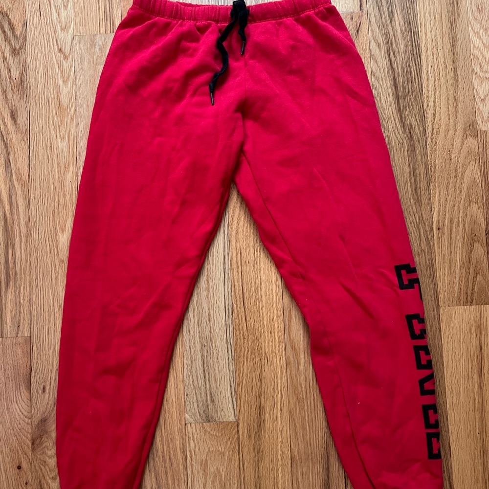 pink red sweatpants!